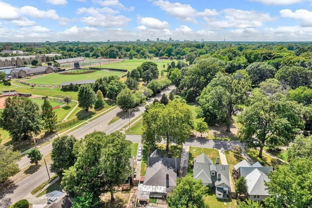 Cheerful Midtown Home With View Of Rhodes College Memphis Holiday home