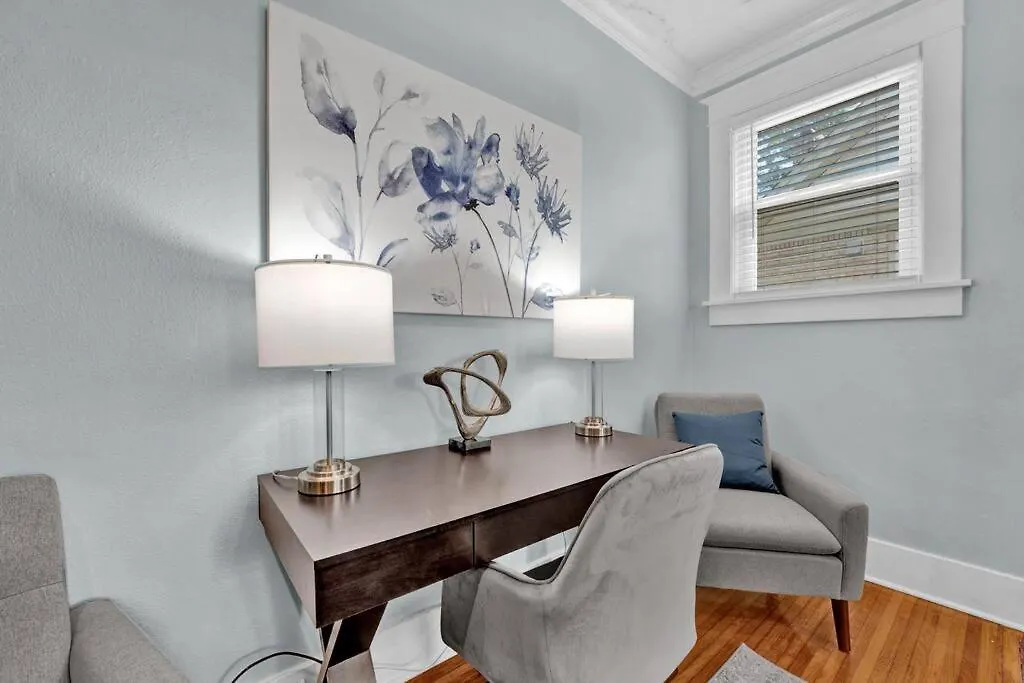 Cheerful Midtown Home With View Of Rhodes College Memphis