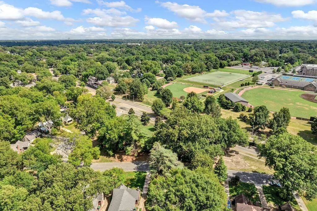 Cheerful Midtown Home With View Of Rhodes College Memphis United States