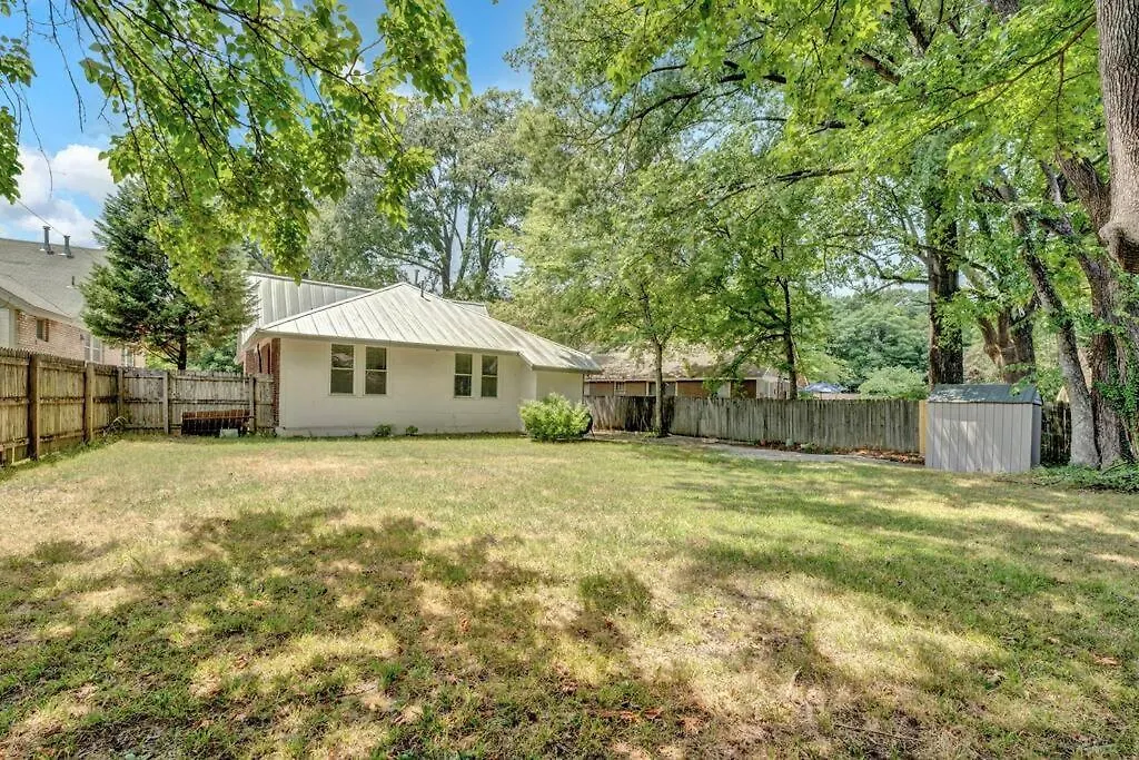 Holiday home Cheerful Midtown Home With View Of Rhodes College Memphis