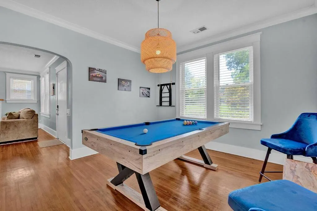 Holiday home Cheerful Midtown Home With View Of Rhodes College Memphis