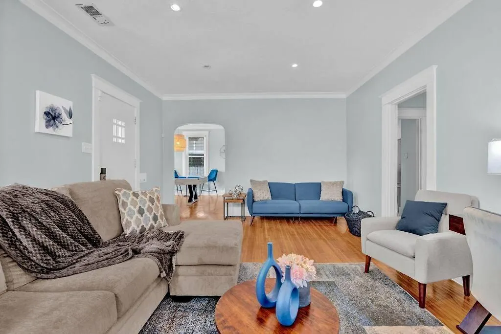 Cheerful Midtown Home With View Of Rhodes College Memphis Holiday home